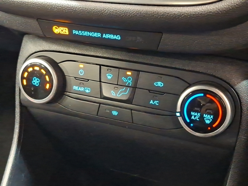Ford Fiesta Active Black #15