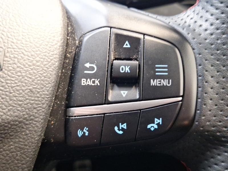 Ford Kuga Hatchback Silver #13