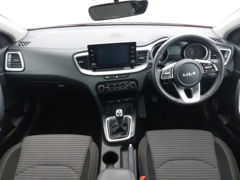 Kia Ceed 1.5T Gdi Isg 2 Red #3