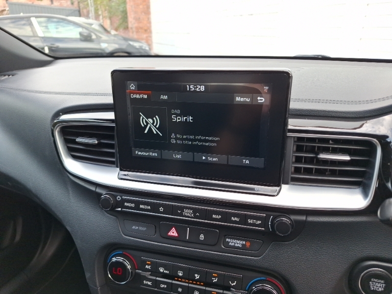 Kia Proceed Petrol Black #11
