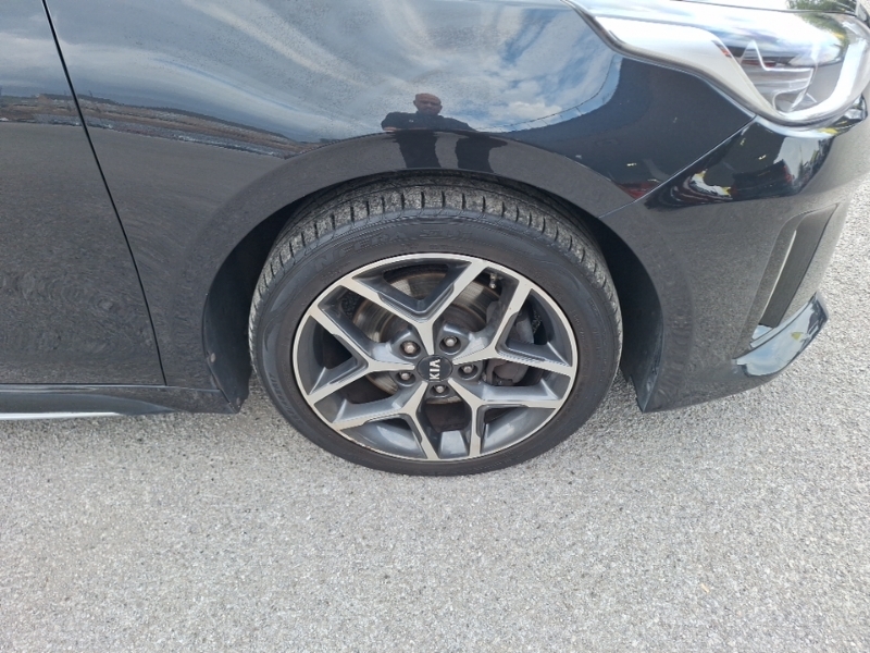 Kia Proceed Petrol Black #20
