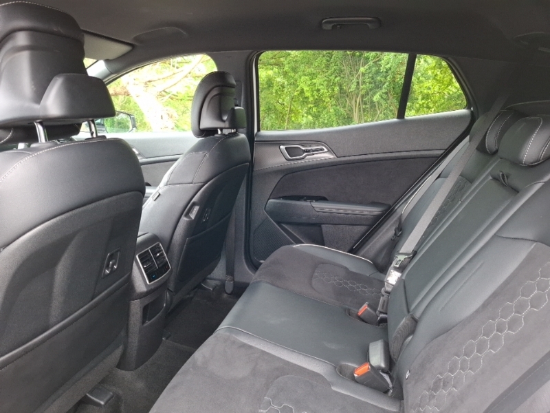Kia Sportage 1.6T Gdi 157 48V Isg Gt-line White #6