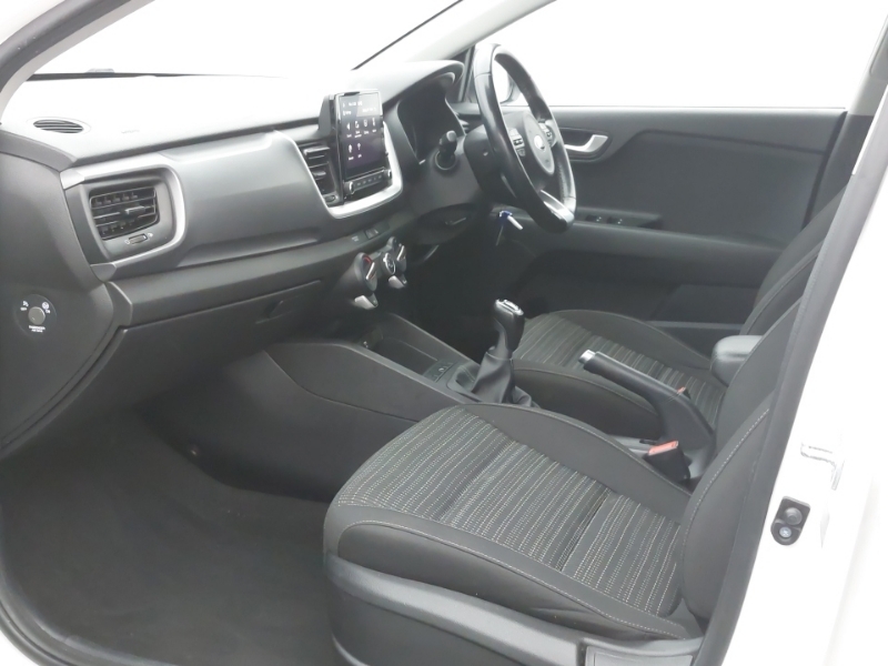 Kia Stonic 1.0T Gdi 99 2 White #5