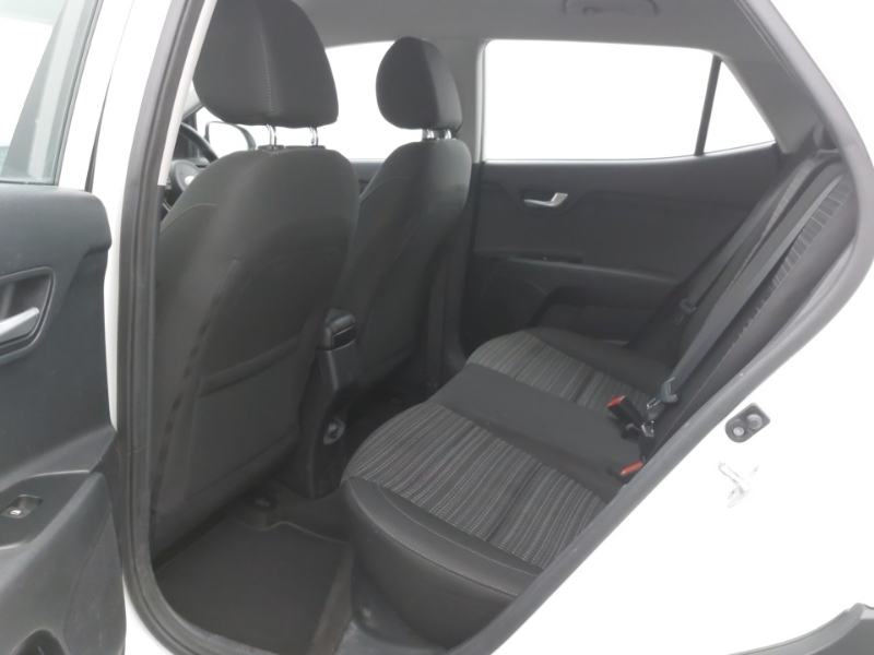 Kia Stonic 1.0T Gdi 99 2 White #6