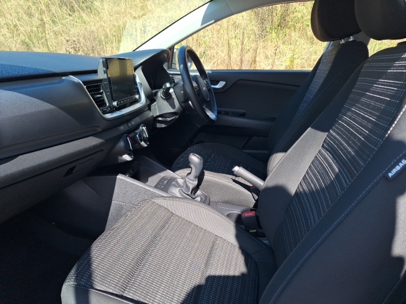 Kia Stonic 1.0T Gdi 99 2 White #5