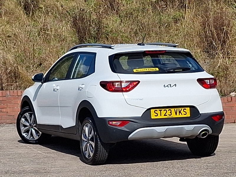 Kia Stonic 1.0T Gdi 99 2 White #2
