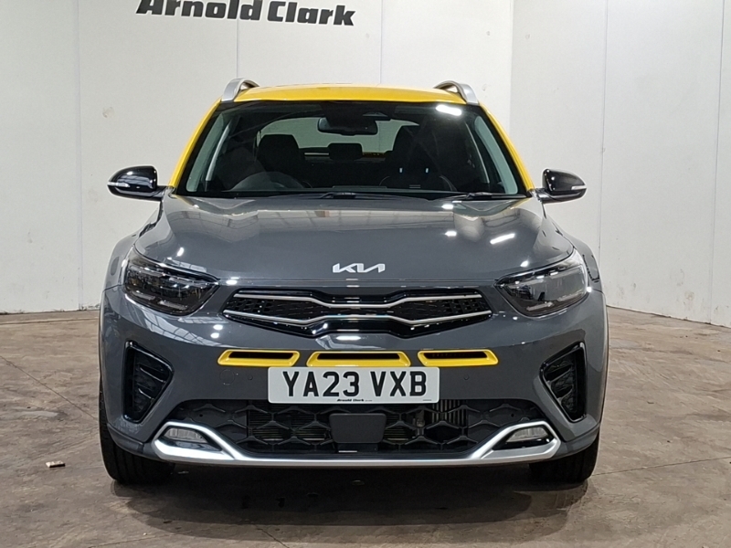 Kia Stonic 2 White #14