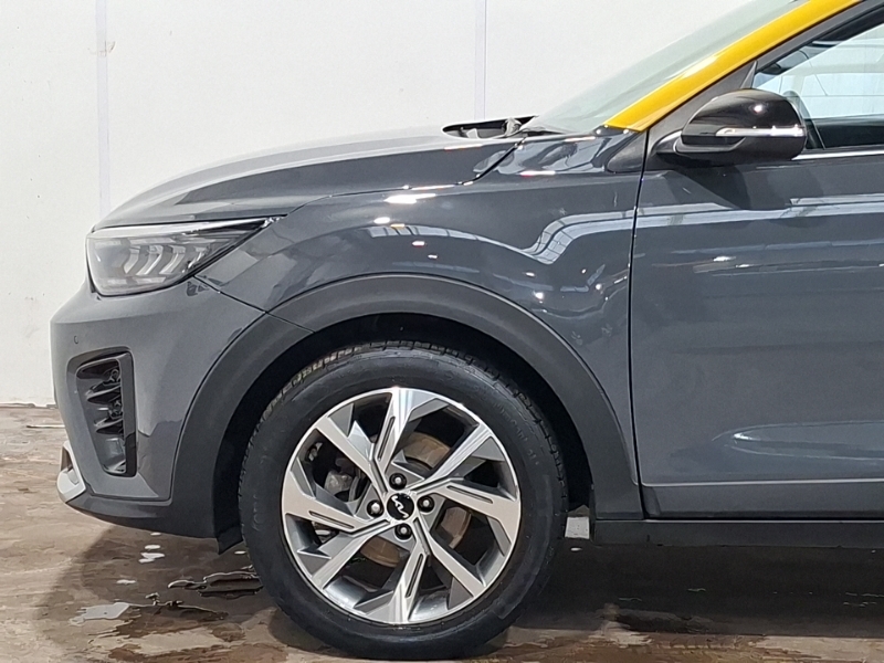 Kia Stonic 2 White #19