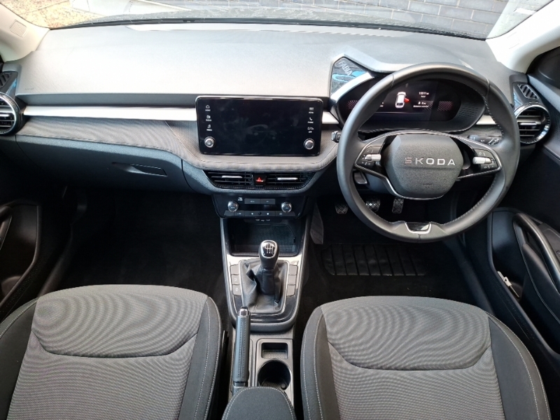 Skoda Fabia 1.0 Tsi 116 Se Edition Black #3