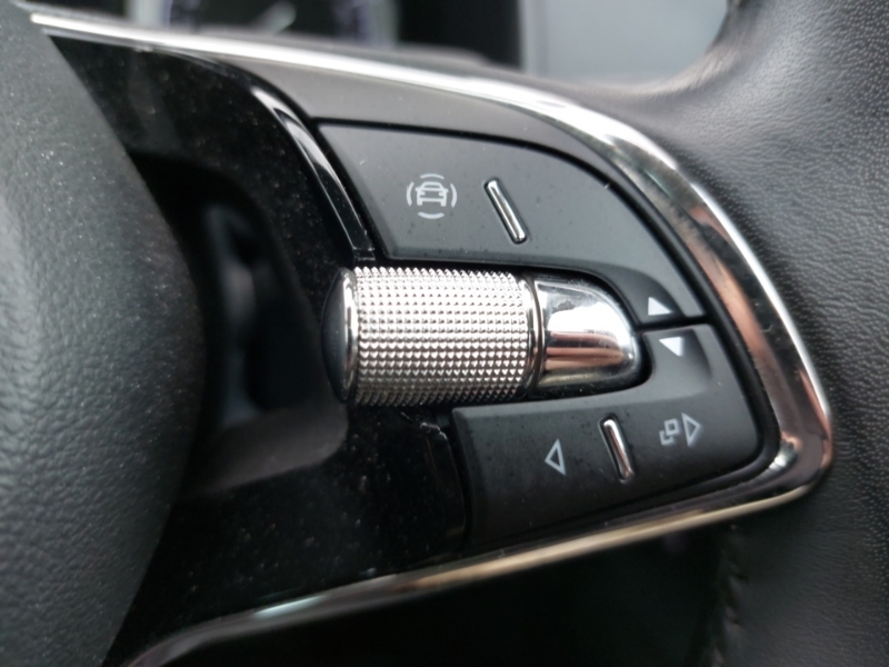Skoda Karoq Se Technology Blue #13