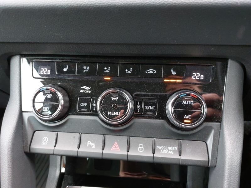 Skoda Karoq Se Technology Blue #14