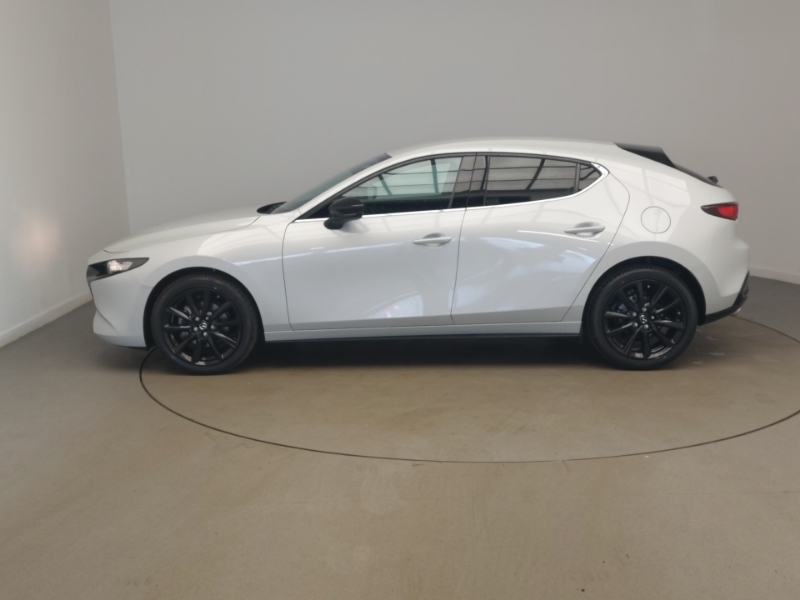 Mazda 3 2.5 E-skyactiv G Mhev 140 Homura White #4