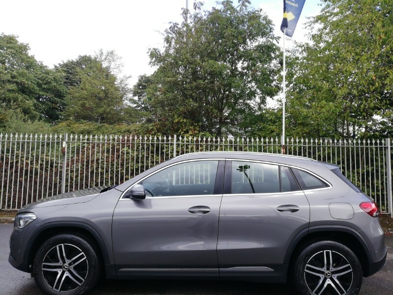Mercedes-Benz GLA Class Gla 180 Sport Executive Grey #4