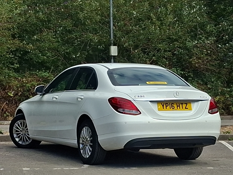 Mercedes-Benz C Class C220 Bluetec Se White #2