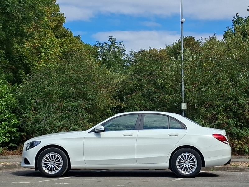 Mercedes-Benz C Class C220 Bluetec Se White #4