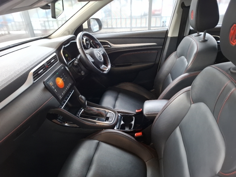 MG ZS 1.0T Gdi Exclusive Dct White #5