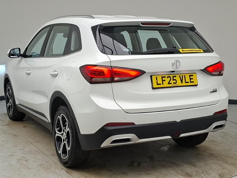MG ZS 1.5 Hybrid Se White #2
