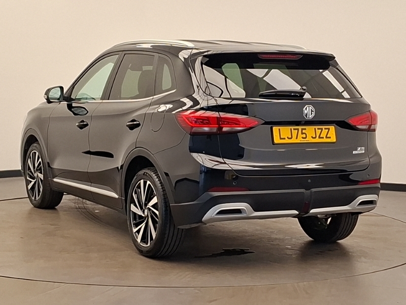 MG ZS 1.5 Hybrid Trophy Black #2