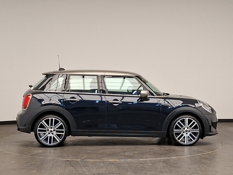 Mini Hatch 1.5 Cooper Exclusive Black #3