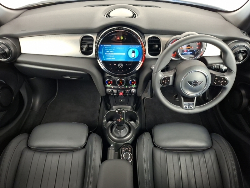 Mini Hatch 1.5 Cooper Exclusive Black #4