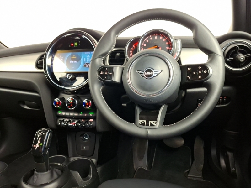 Mini Hatch 1.5 Cooper Exclusive Black #5