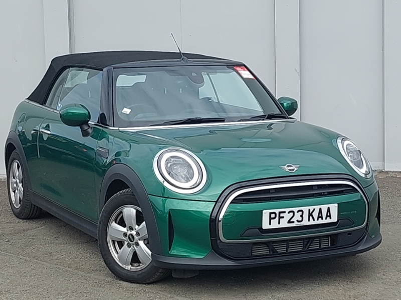 Mini Convertible 1.5 Cooper Classic Premium Green