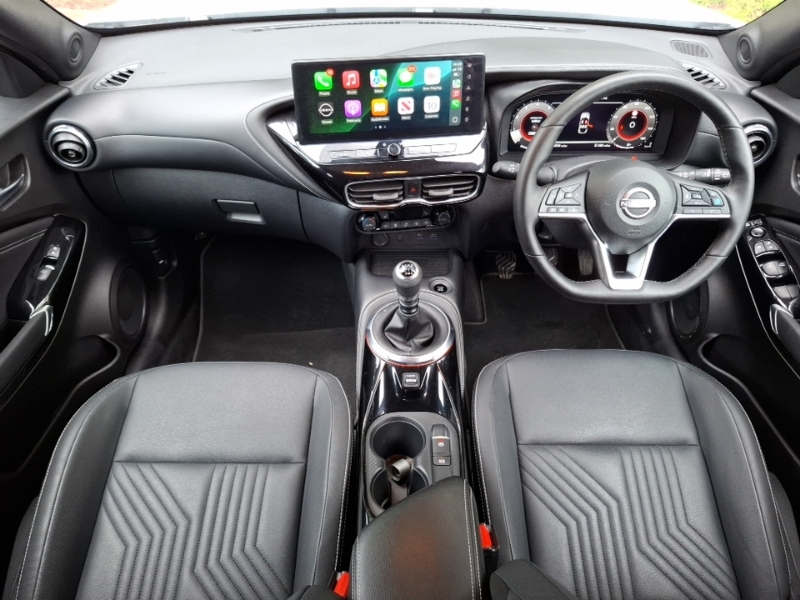 Nissan Juke 1.0 Dig-t Tekna White #3