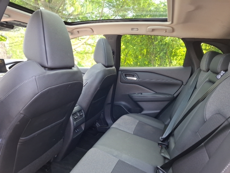 Nissan Qashqai 1.3 Dig-t Mh N-connecta Glass Roof Black #6