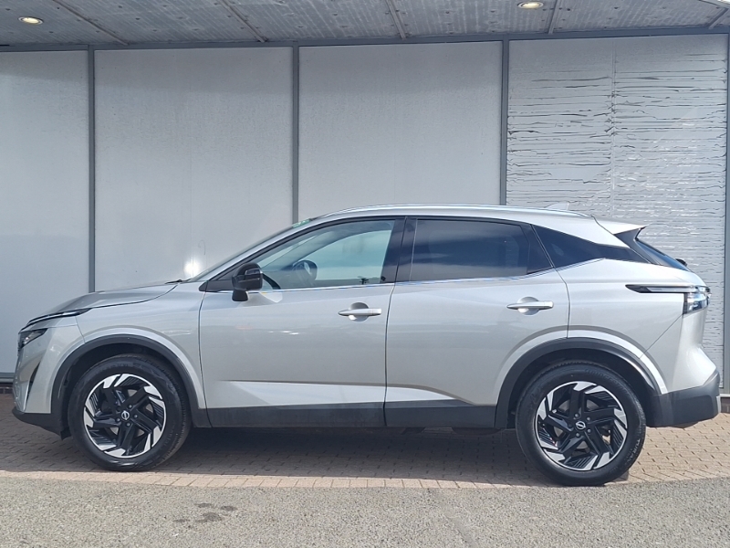 Nissan Qashqai 1.3 Dig-t Mh 158 N-connecta Xtronic Silver #4