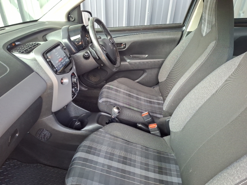 Peugeot 108 1.0 72 Active 2-Tronic Grey #5
