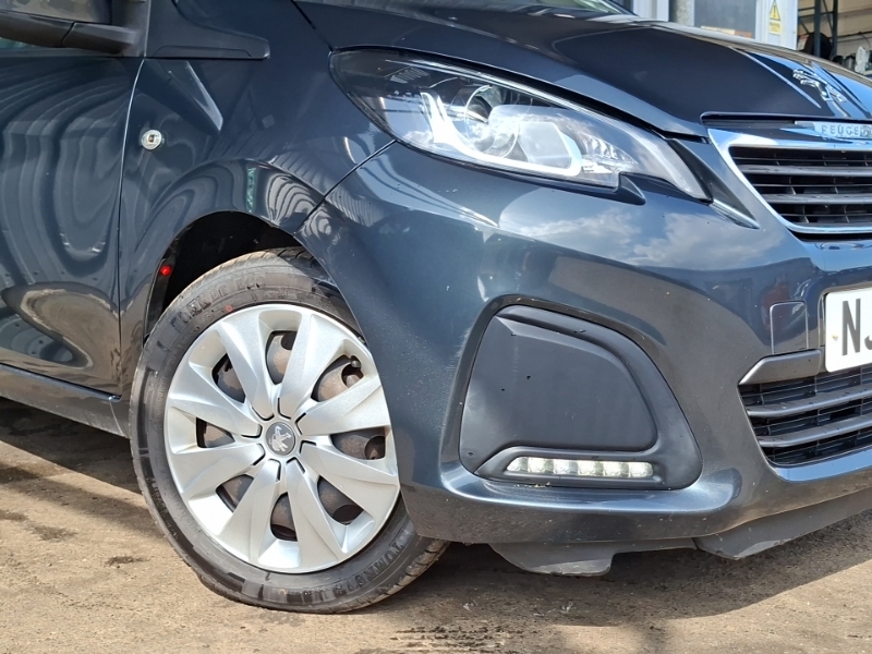 Peugeot 108 Active White #20