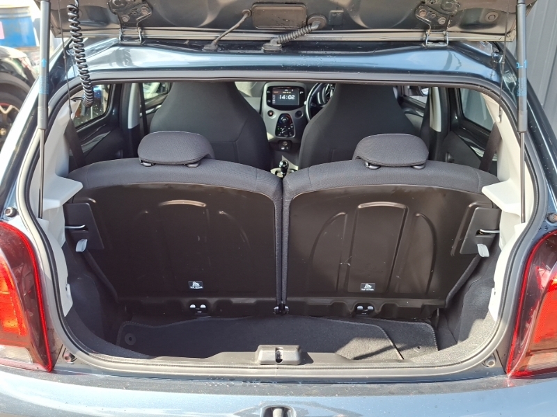 Peugeot 108 Active White #18