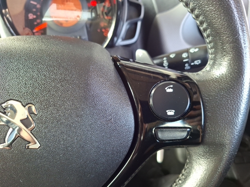 Peugeot 108 Active White #12