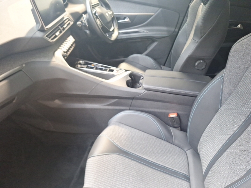 Peugeot 3008 1.5 Bluehdi Allure Premium Eat8 Grey #5