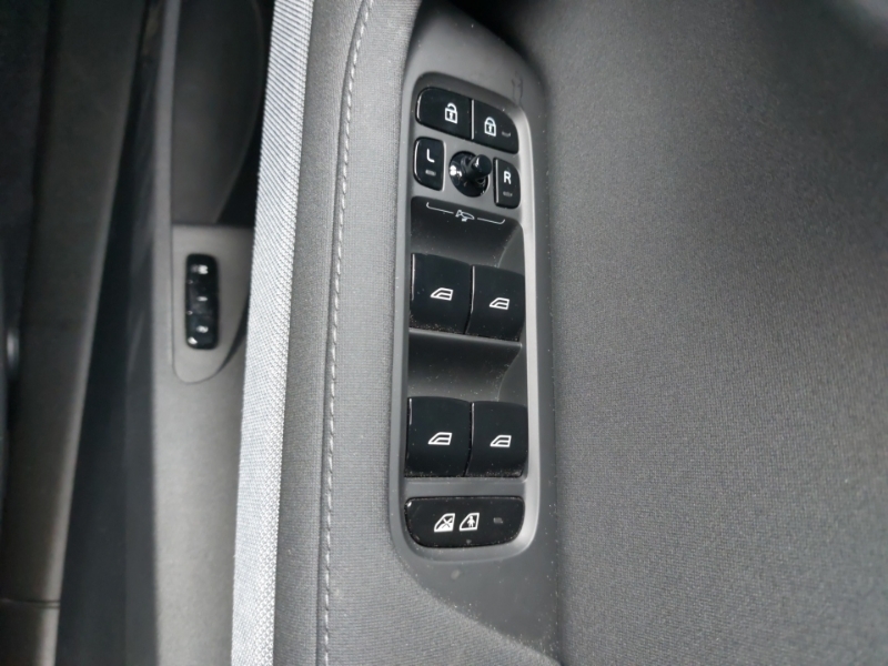 Polestar 2 Standard Range White #16