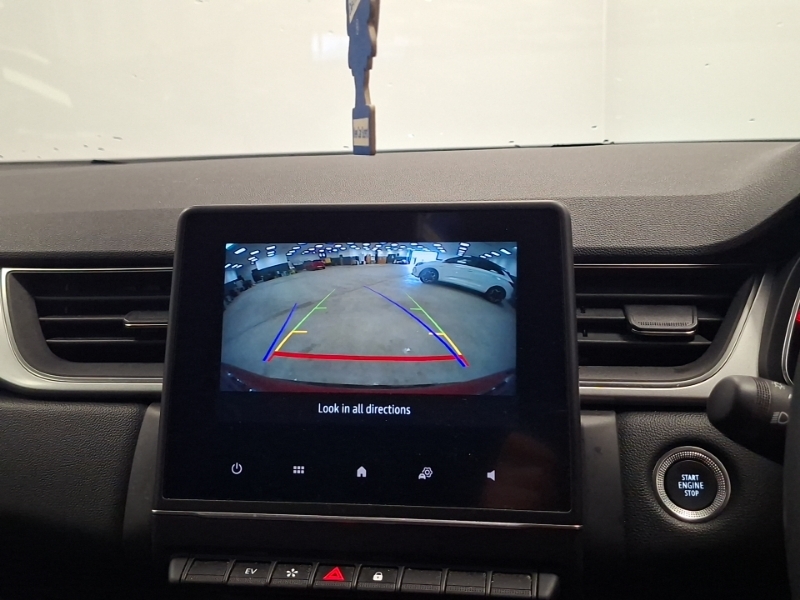 Renault Captur 1.6 E-tech Plug-in Hybrid 160 Techno Red #4