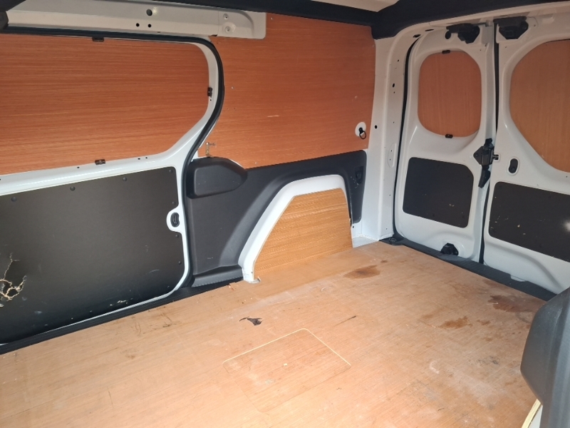 Renault Kangoo Ll21 90Kw 44Kwh Advance Safety Van White #6