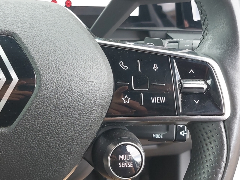 Renault Megane E-Tech Iconic Black #13