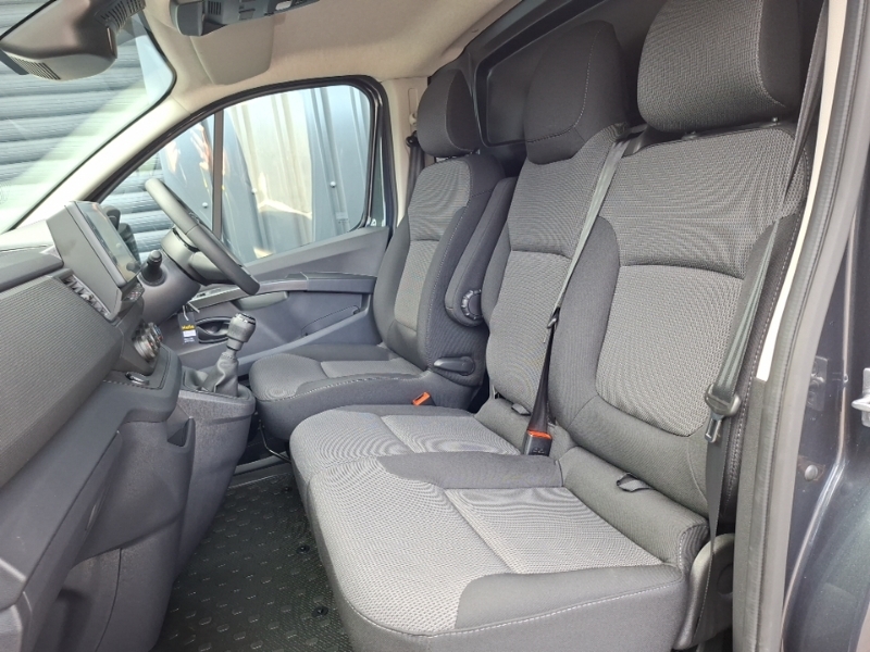 Renault Trafic Ll30 Blue Dci 130 Advance Safety Van Grey #5
