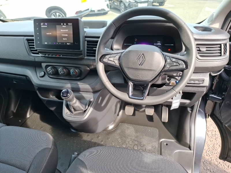 Renault Trafic Advance White #8