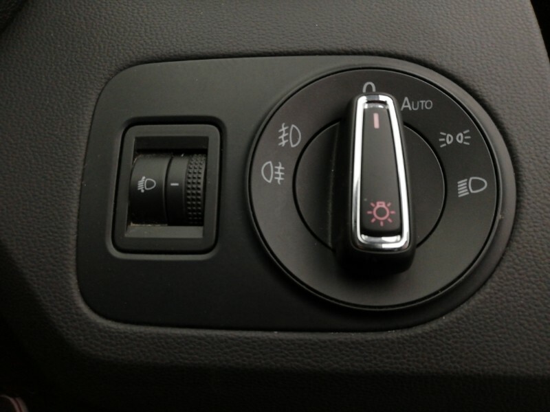 Seat Ibiza Hatchback Red #16