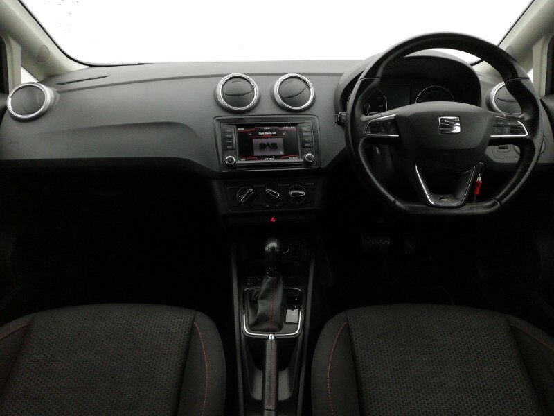 Seat Ibiza 1.0 Ecotsi 110 Fr Technology Dsg Black #3