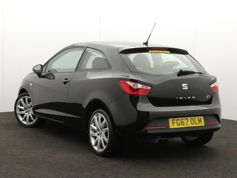 Seat Ibiza 1.0 Ecotsi 110 Fr Technology Dsg Black #2