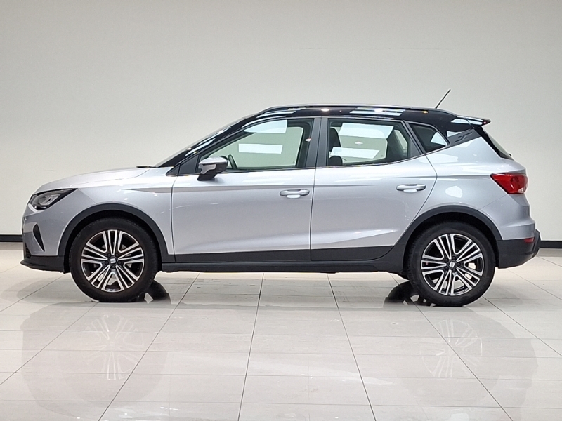Seat Arona 1.0 Tsi Se Technology Silver #4