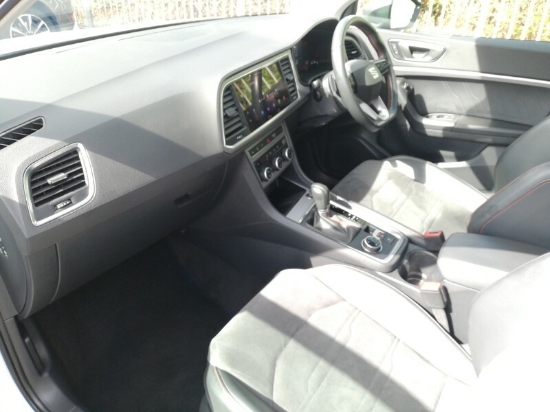 Seat Ateca 2.0 Tsi Fr Dsg 4Drive White #5