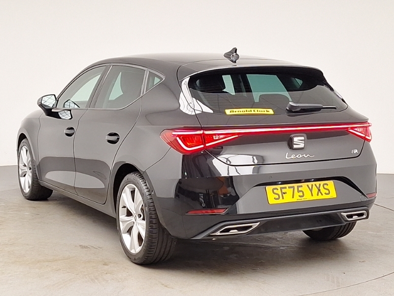 Seat Leon 1.5 Etsi 115 Fr Dsg Dap Black #2