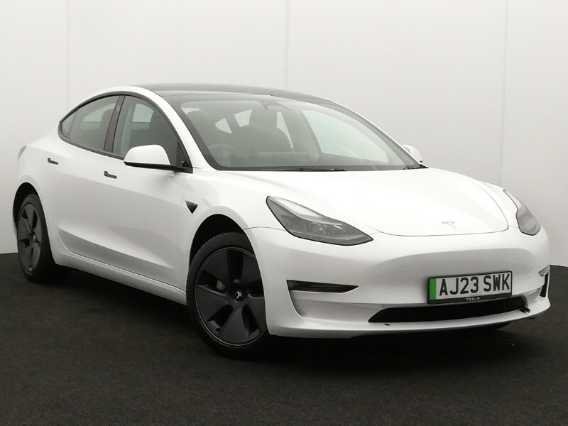 Tesla Model 3 Long Range Rwd White