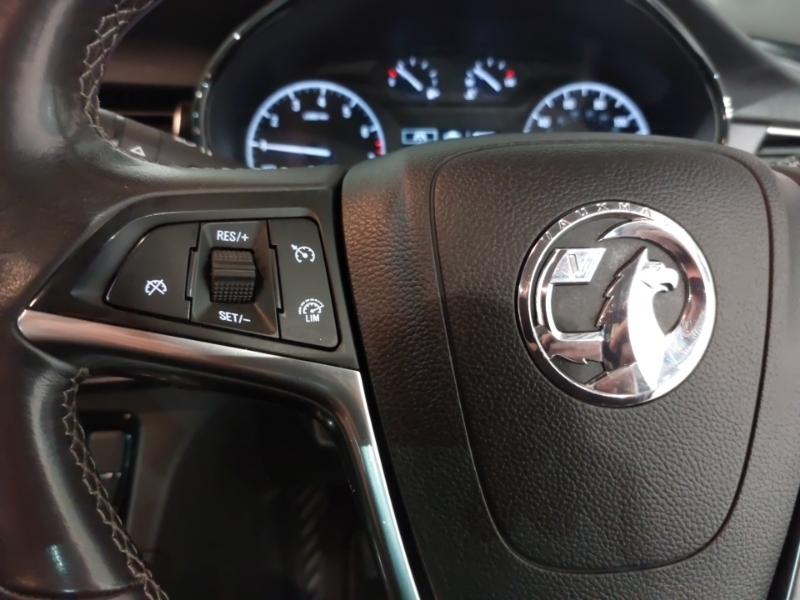 Vauxhall Mokka X Active White #12