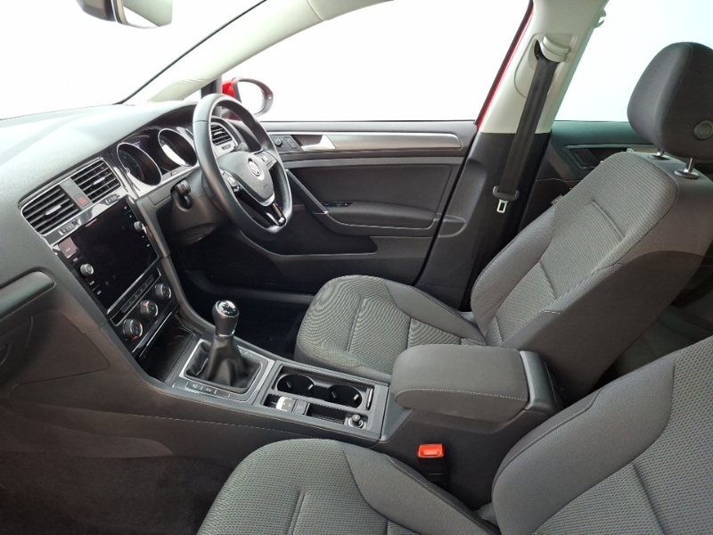Volkswagen Golf 1.6 Tdi Match Red #5