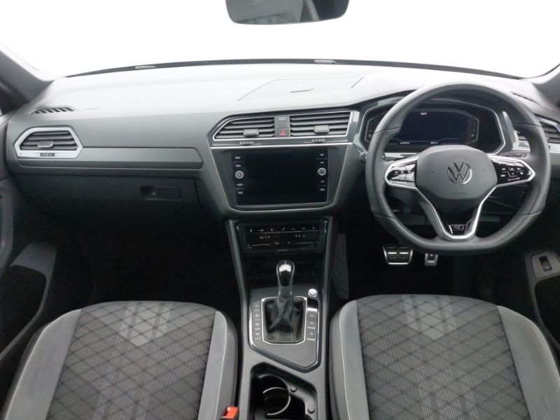 Volkswagen Tiguan 1.4 Tsi Ehybrid R-line Dsg Black #3